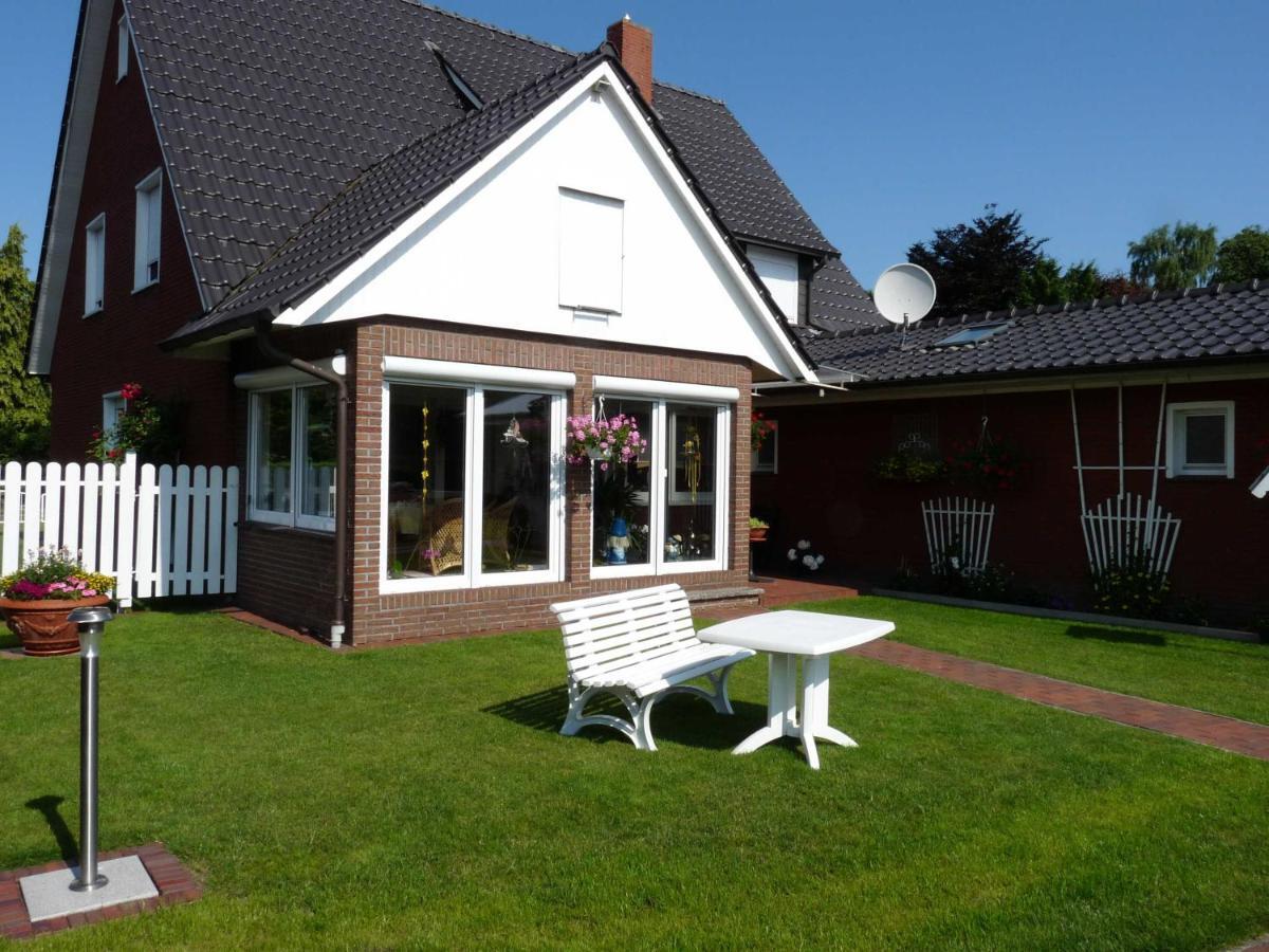 Ferienwohnung Kleinhaus, 95008 Rhauderfehn Exterior photo